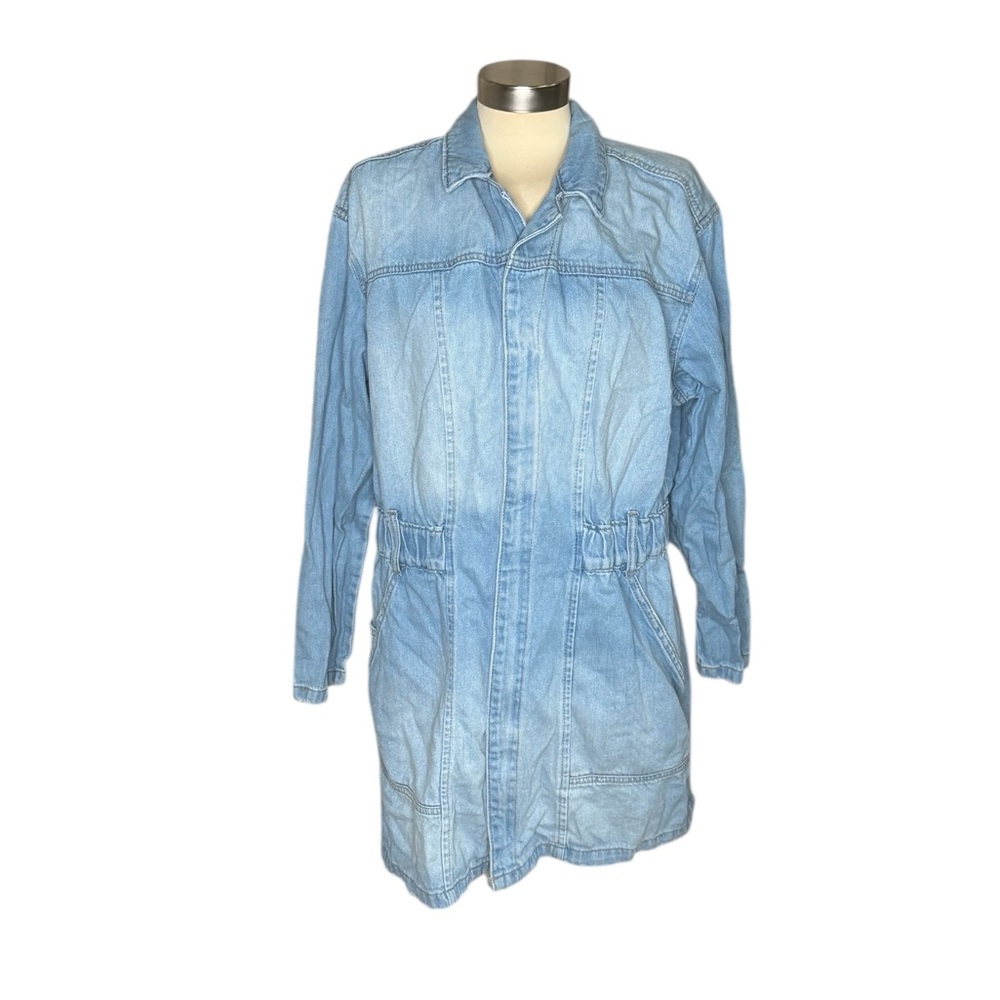 NWOT Light Blue Denim Jacket